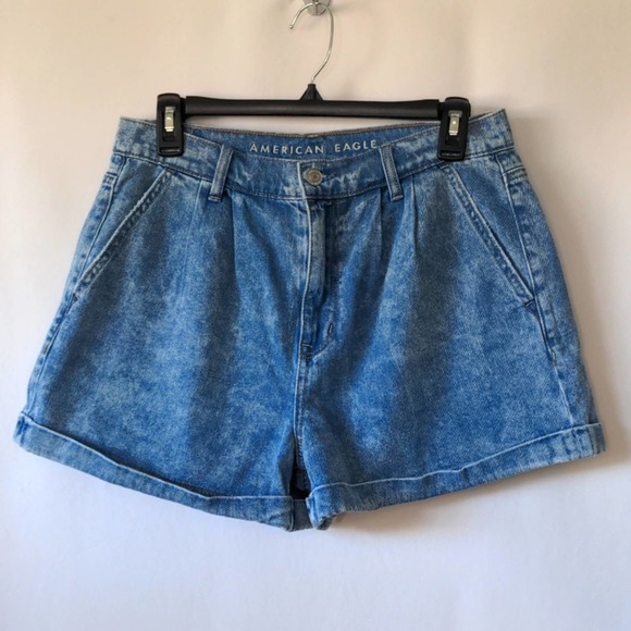 NWT American Eagle high rise mom shorts Size 8 - Picture 3 of 10